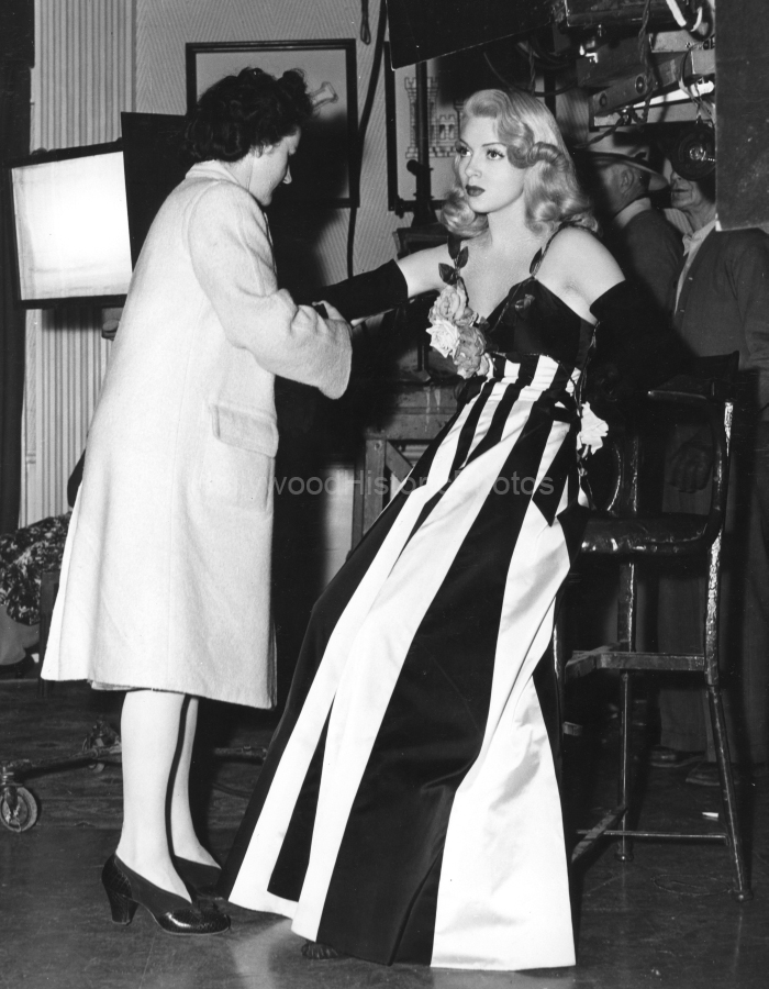 Lana Turner 1944 WM.jpg